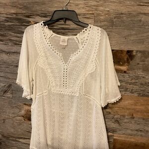 Knox Rose White Lace Detail Top